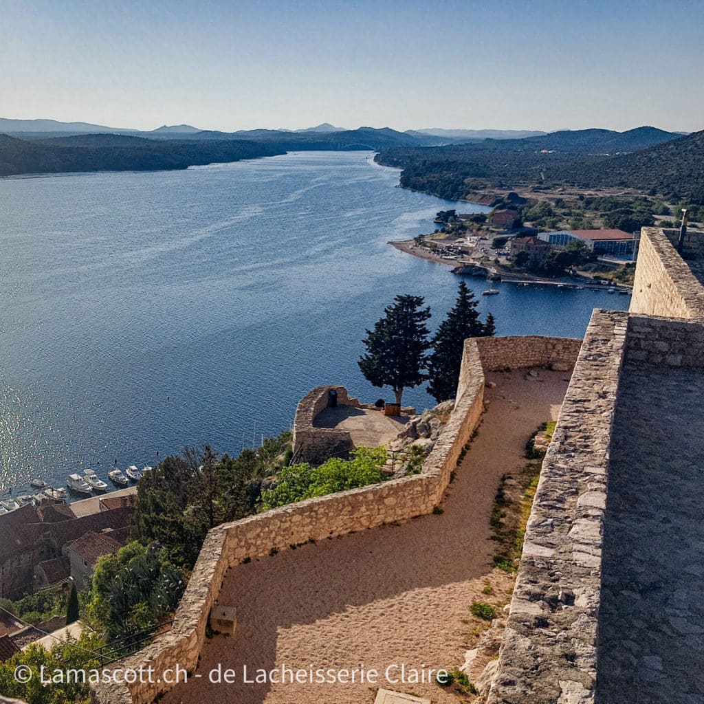 forteresse saint michel visiter sibenik croatie paysages