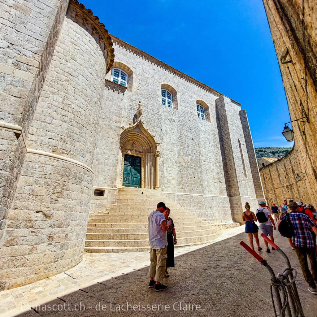 visiter croatie que faire a dubrovnik monastere