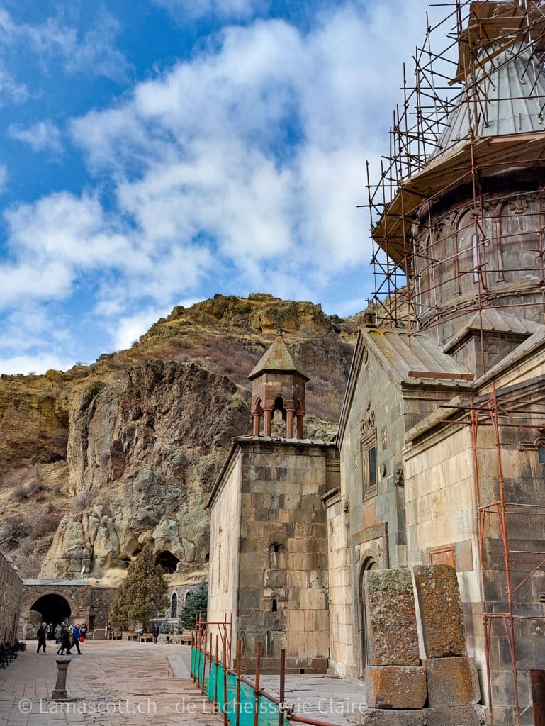 monastere geghard erevan armenie incontournables